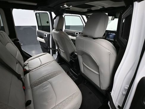 Used 2023 Jeep Wrangler High Altitude image 45