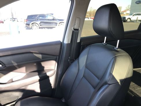 Used 2023 Nissan Rogue SV w/ SV Premium B Package image 22