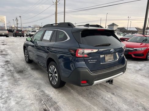 Used 2025 Subaru Outback Limited image 3