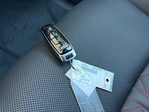 New 2026 Audi Q7 3.0T Prestige image 36