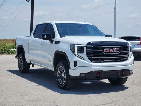 Used 2025 GMC Sierra 1500 AT4 AWD/4WD image 3