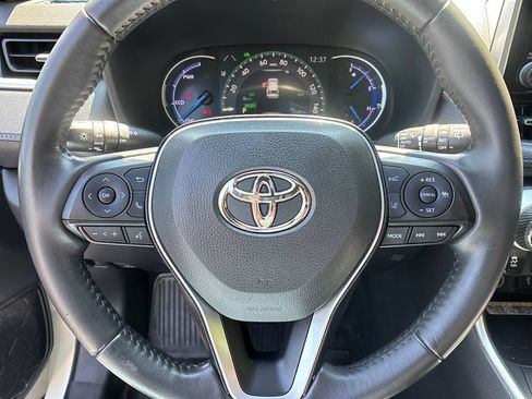 Used 2021 Toyota RAV4 XSE AWD/4WD image 14