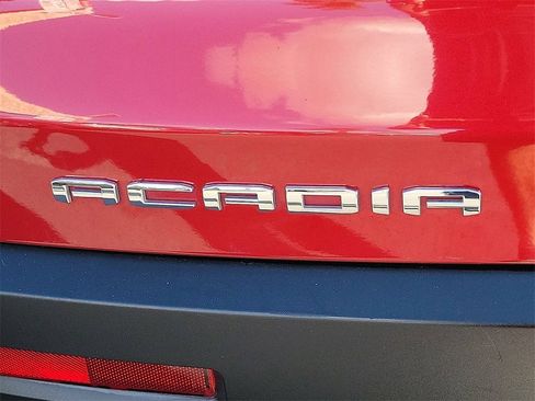 Used 2023 GMC Acadia SLT image 26