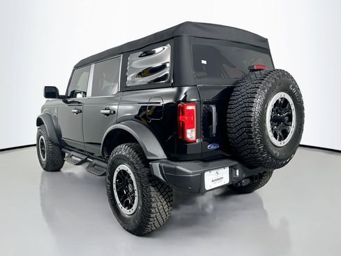 Used 2024 Ford Bronco Black Diamond w/ Sasquatch Package image 7