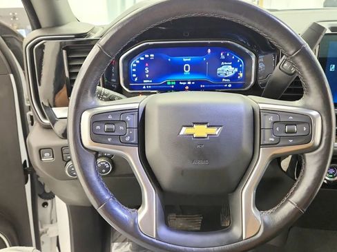 Used 2022 Chevrolet Silverado 1500 LT image 26