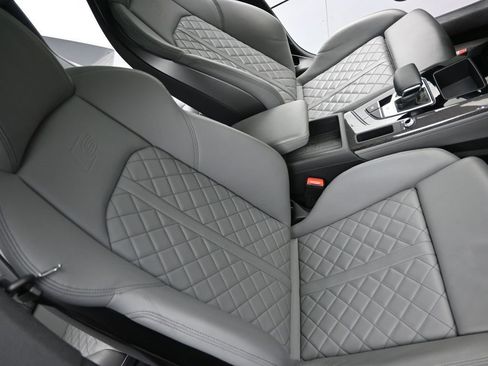 Used 2024 Audi S5 Premium Plus image 12