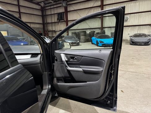 Used 2014 Ford Edge SEL w/ Equipment Group 205A AWD/4WD image 25