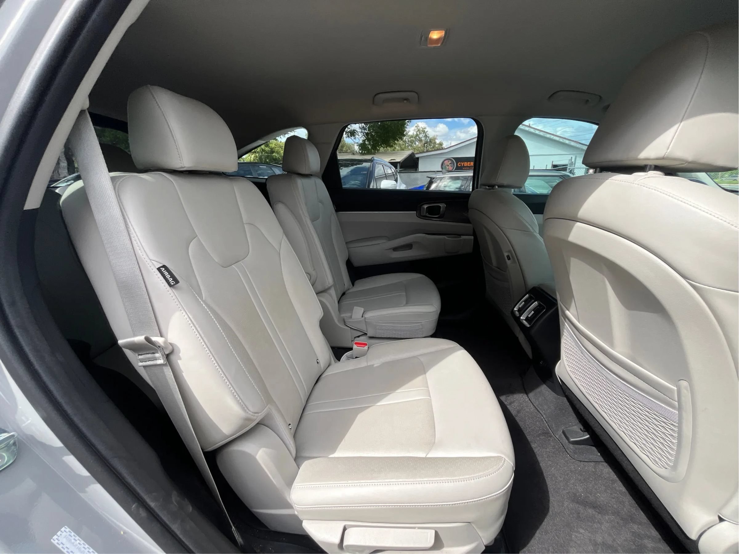 Used 2024 Kia Sorento EX FWD image 21