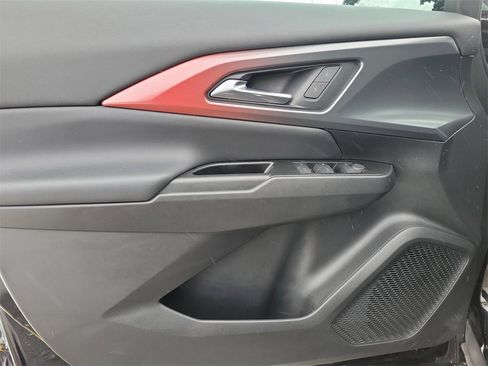 Used 2024 Chevrolet Equinox EV RS image 17