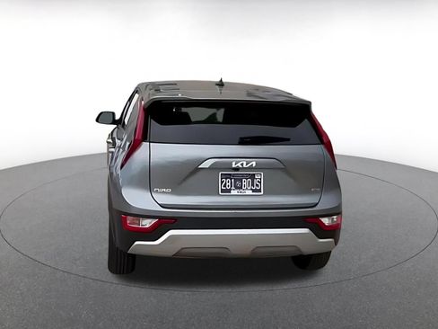 Used 2026 Kia Niro LX FWD image 12