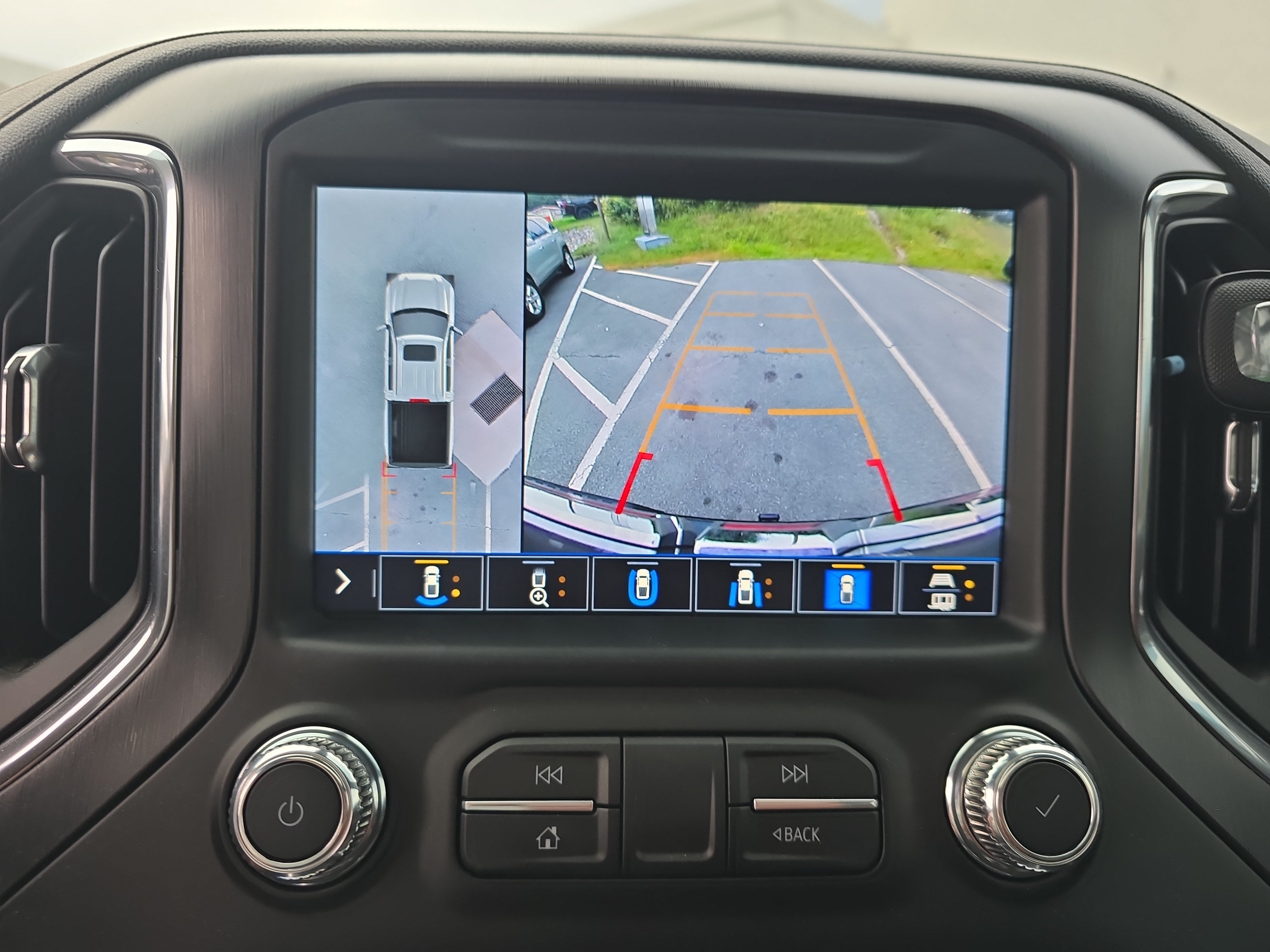 Used 2020 GMC Sierra 1500 AT4 w/ AT4 Premium Package AWD/4WD image 38