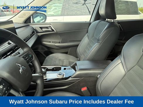 Used 2025 Mitsubishi Outlander SE AWD/4WD image 10