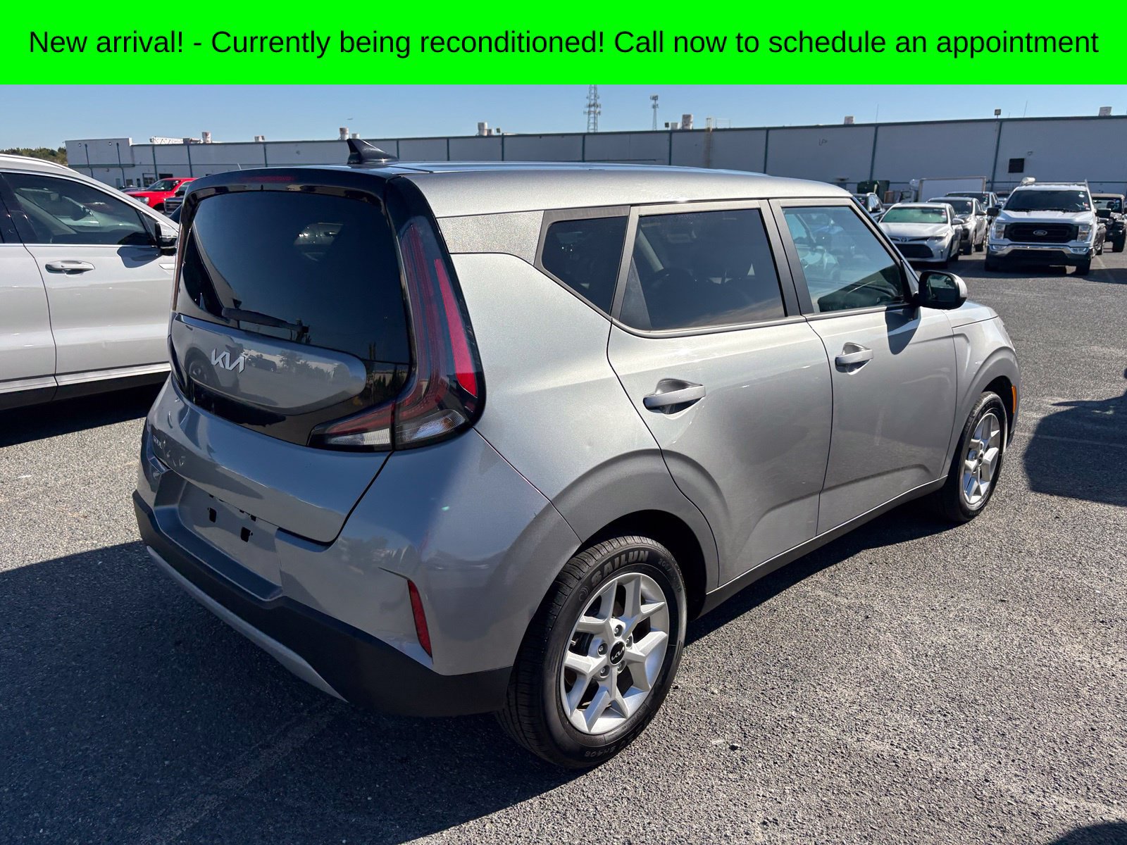 Used 2024 Kia Soul LX w/ Option Group 015 FWD image 8