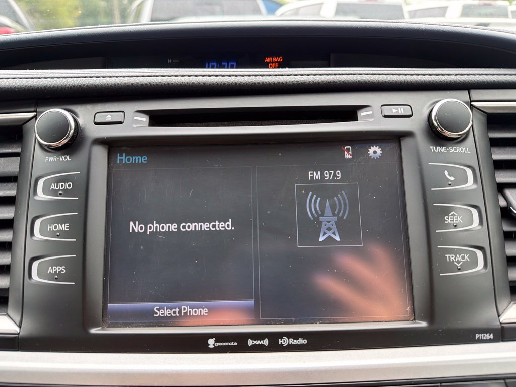 Used 2016 Toyota Highlander Plus AWD/4WD image 16