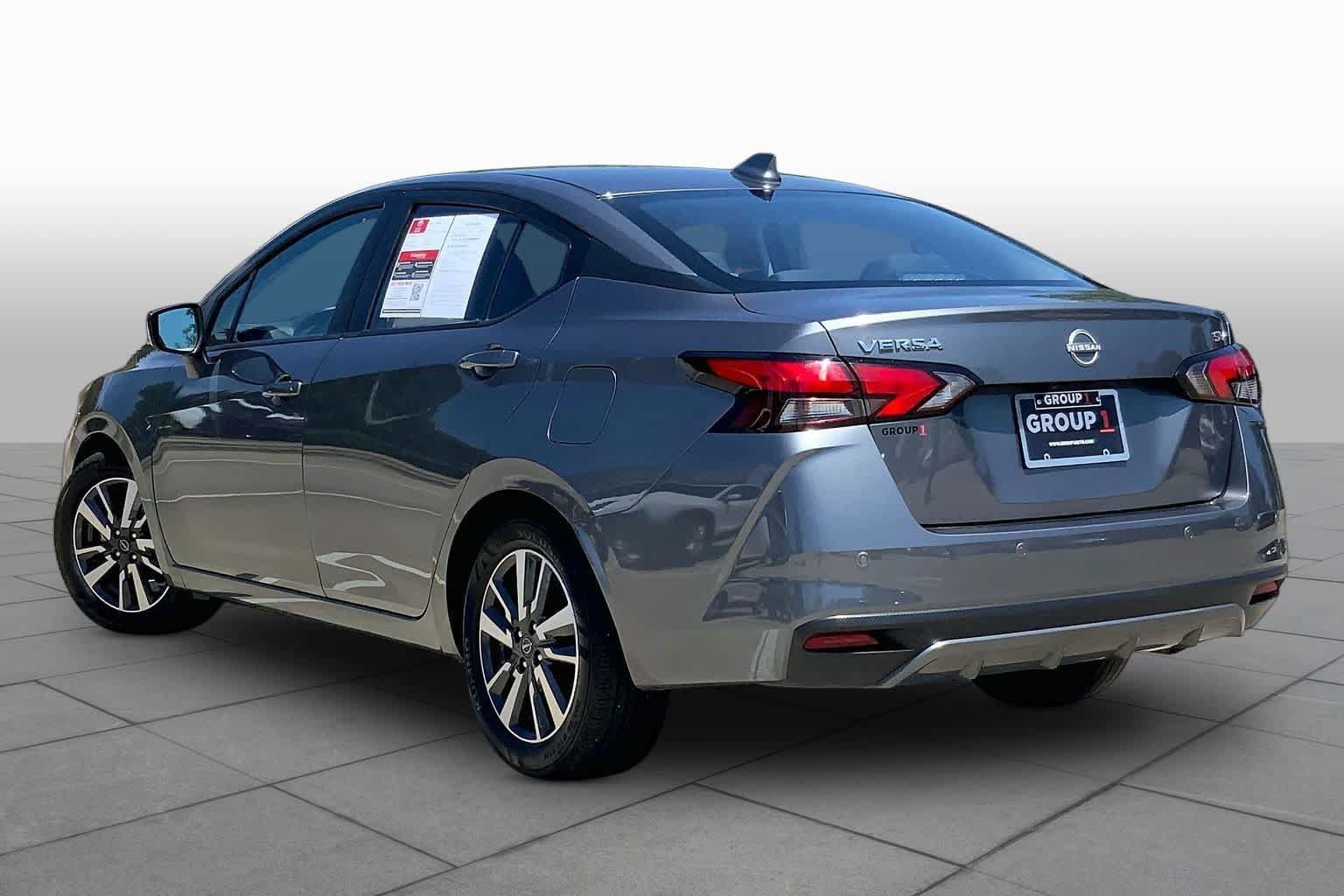 Used 2024 Nissan Versa SV FWD image 12