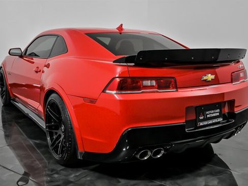 Used 2015 Chevrolet Camaro Z/28 RWD image 8