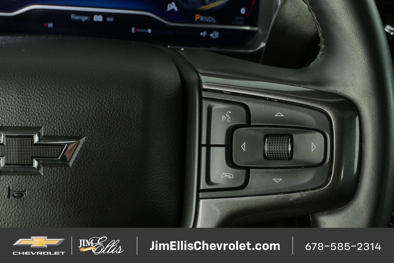 Used 2025 Chevrolet Silverado 2500 ZR2 w/ Technology Package AWD/4WD image 12