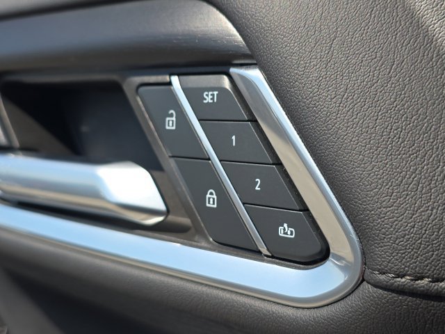 Used 2024 GMC Sierra 1500 Denali AWD/4WD image 25
