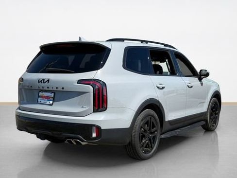Used 2025 Kia Telluride SX Prestige X-Line AWD/4WD image 3