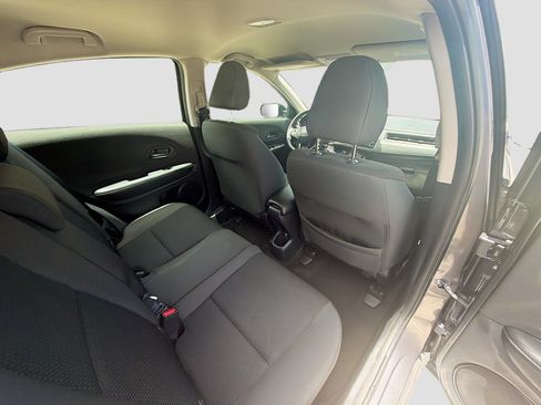 Used 2021 Honda HR-V LX image 26