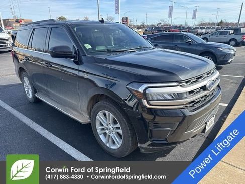 Used 2022 Ford Expedition XLT image 9