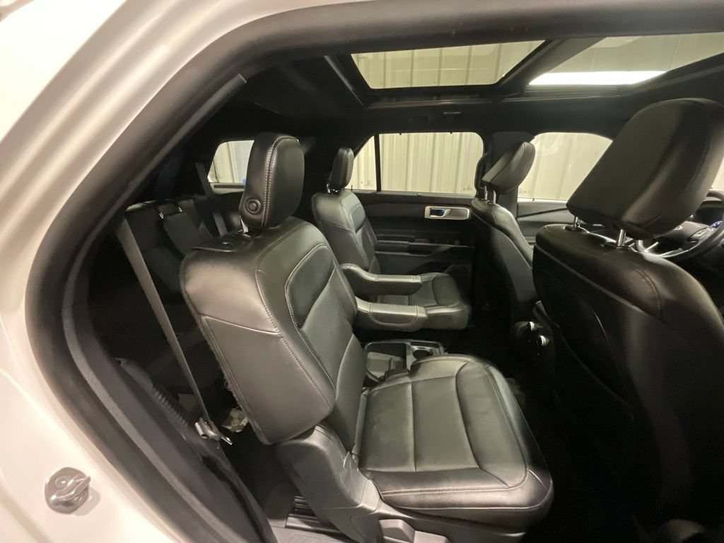 Used 2020 Ford Explorer Limited w/ Class III Trailer Tow Package AWD/4WD image 16