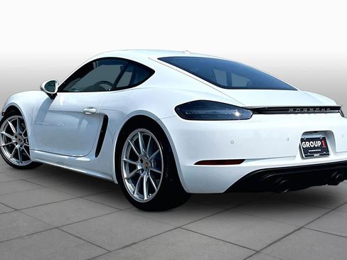 Used 2025 Porsche 718 Cayman GTS RWD image 12