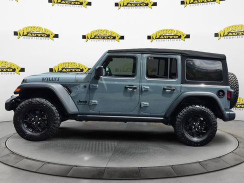 Used 2024 Jeep Wrangler Unlimited Sport AWD/4WD image 2