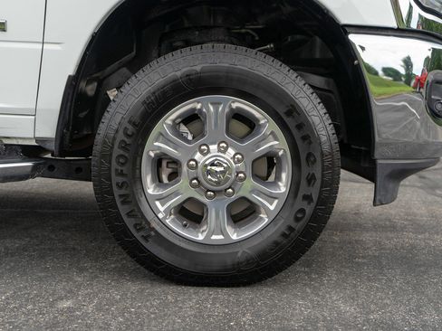 Used 2024 RAM 2500 Big Horn w/ Safety Group AWD/4WD image 10