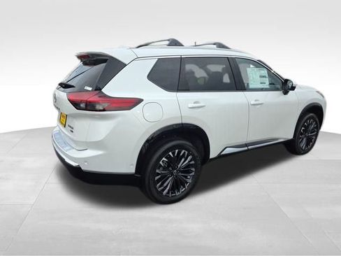New 2026 Nissan Rogue Platinum w/ Platinum Premium Package image 7