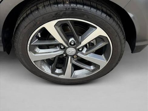 Used 2021 Hyundai Kona Ultimate AWD/4WD image 9
