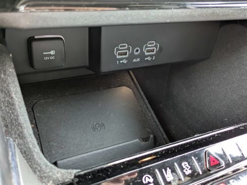 Used 2024 Jeep Wagoneer L Series II w/ Convenience Group I AWD/4WD image 26