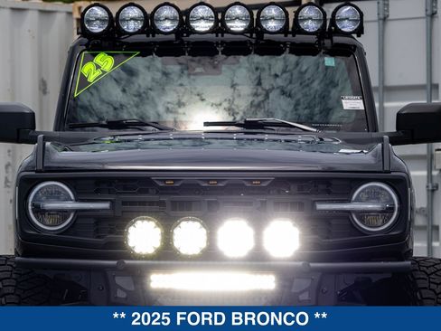 Used 2025 Ford Bronco Badlands AWD/4WD image 35