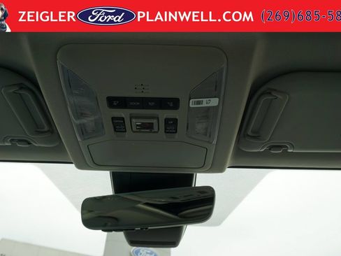 Used 2023 Toyota RAV4 Limited AWD/4WD image 31