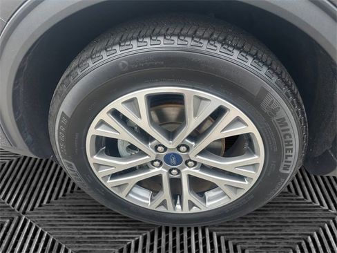 Used 2022 Ford Escape SEL w/ Technology Package image 14