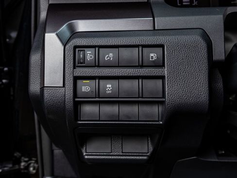 Used 2025 Toyota 4Runner SR5 image 18