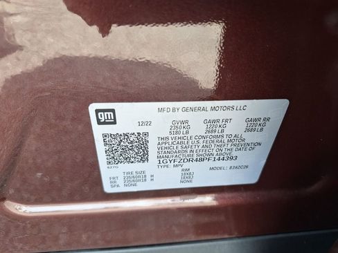 Used 2023 Cadillac XT4 Premium Luxury w/ Cold Weather Package AWD/4WD image 30