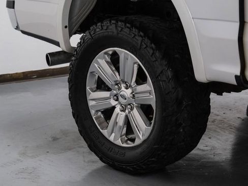 Used 2019 Ford F150 Lariat w/ Equipment Group 502A Luxury image 48