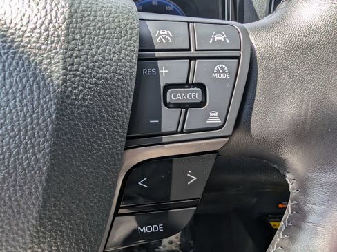 Used 2025 Toyota Camry XSE AWD/4WD image 27