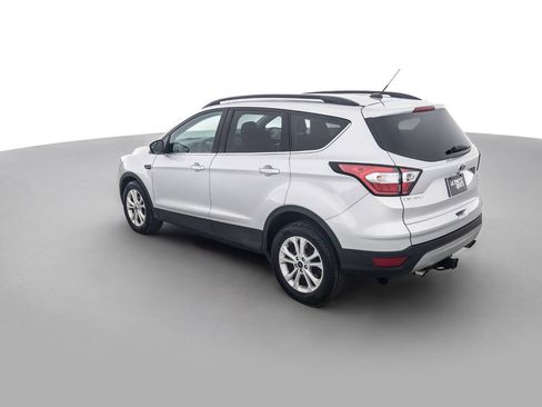Used 2018 Ford Escape SE FWD image 7