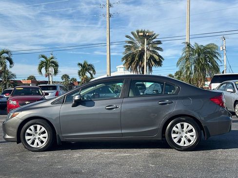 Used 2012 Honda Civic LX image 2