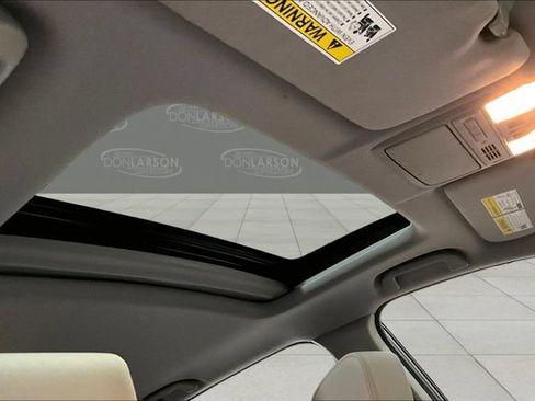 Used 2021 Honda CR-V Touring image 17