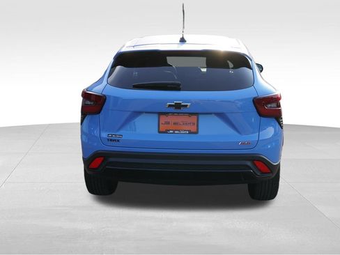 Certified 2024 Chevrolet Trax RS w/ Driver Confidence Package FWD image 6