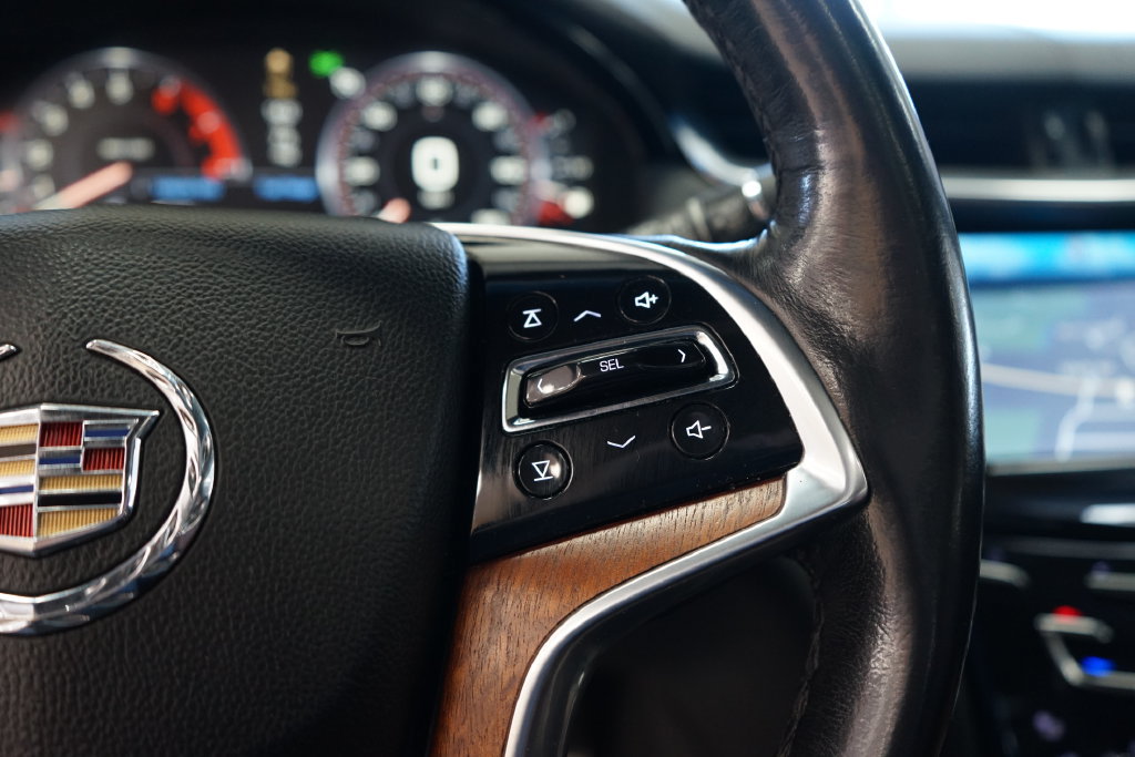 Used 2015 Cadillac XTS Vsport Premium AWD/4WD image 36