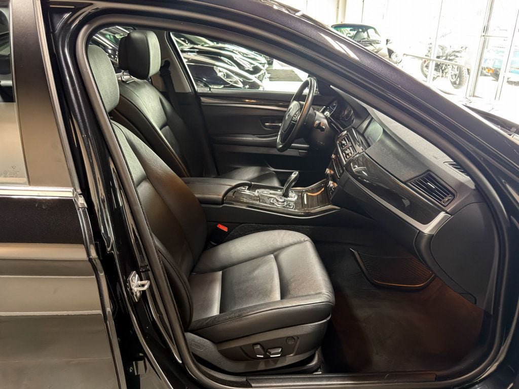 Used 2012 BMW 528i xDrive Sedan AWD/4WD image 38