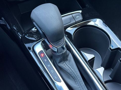 New 2026 Chevrolet Trax LT w/ LPO, Blackout Package FWD image 20