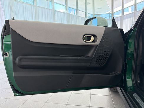 Certified 2025 MINI Cooper S FWD image 23