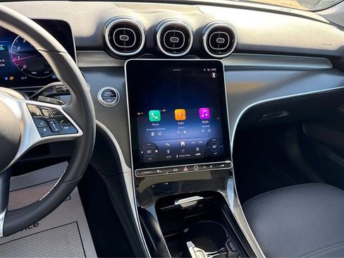 Used 2025 Mercedes-Benz C 300 4MATIC Sedan image 14