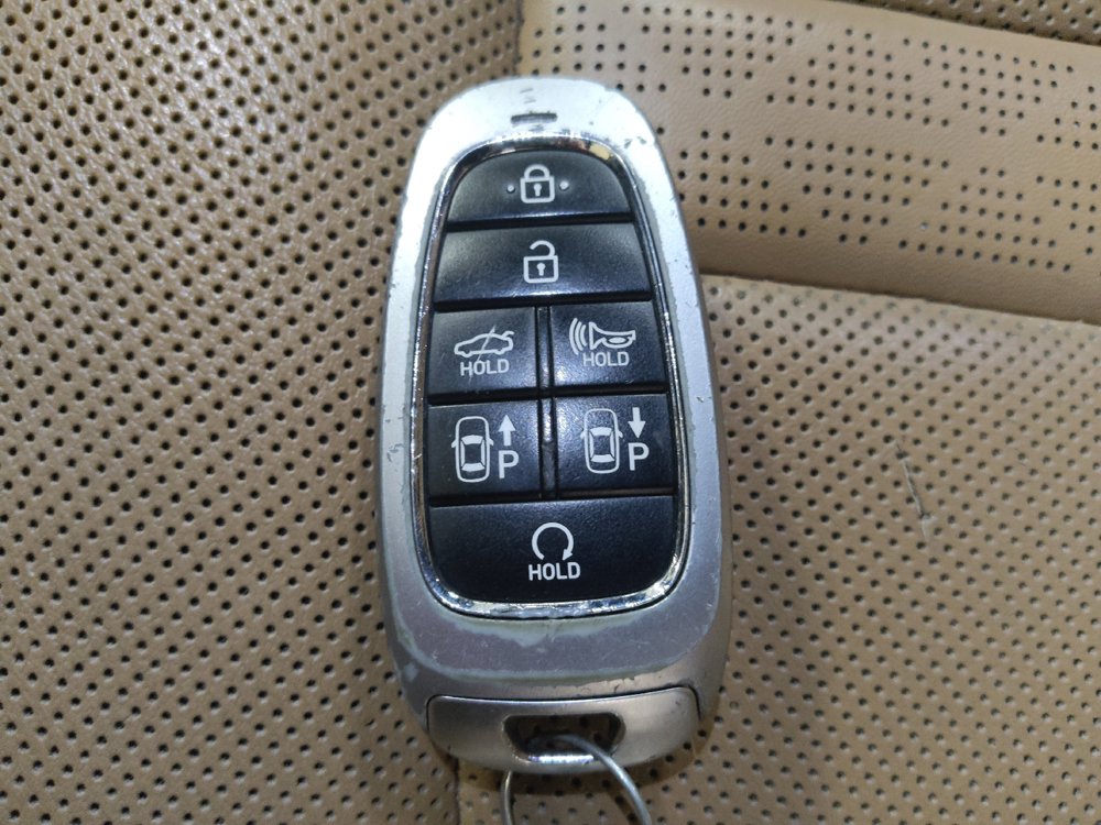 Used 2021 Hyundai Sonata Limited FWD image 32