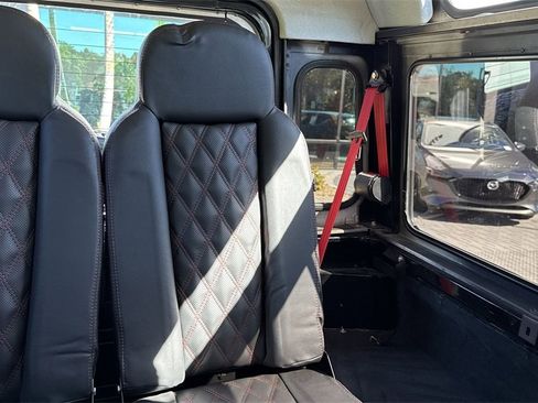 Used 1987 Nissan Rogue image 20